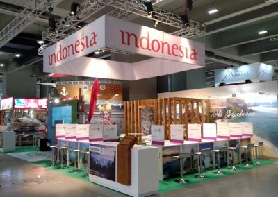 Stand builders in Italy for Indonesia